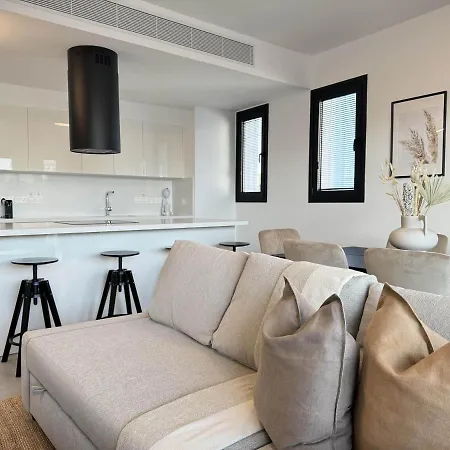 Phaedrus Living: White Hills Suites City View Aglantzia Exterior photo